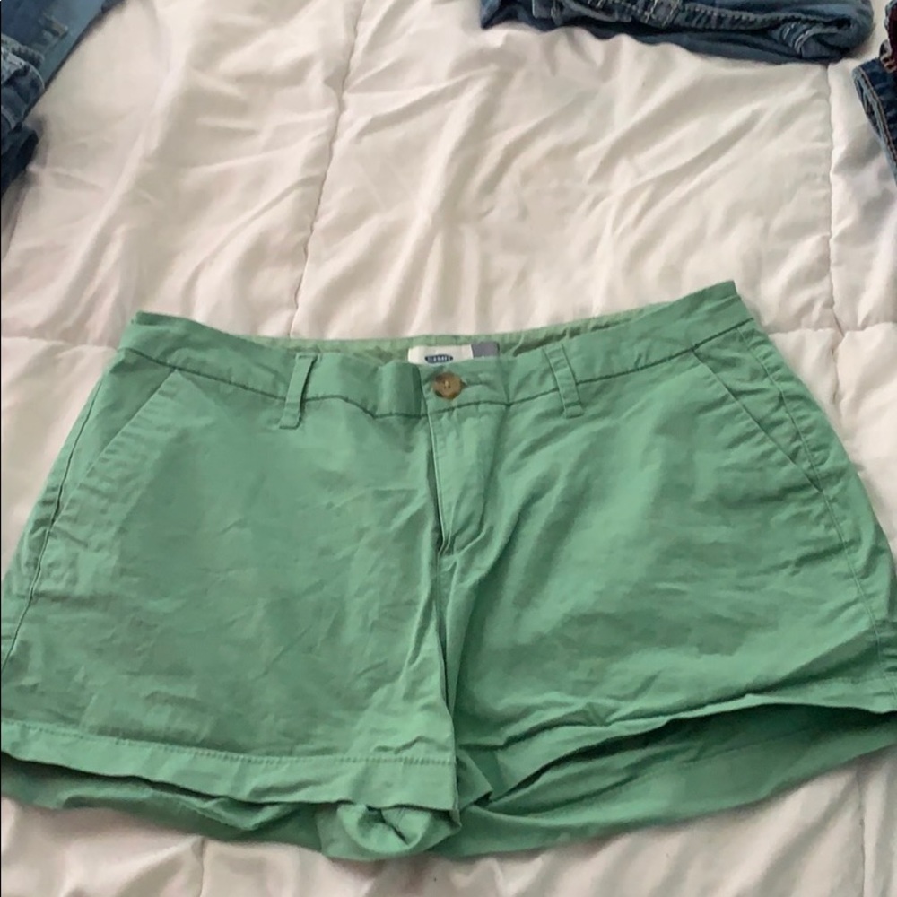 Old navy green every day shorts